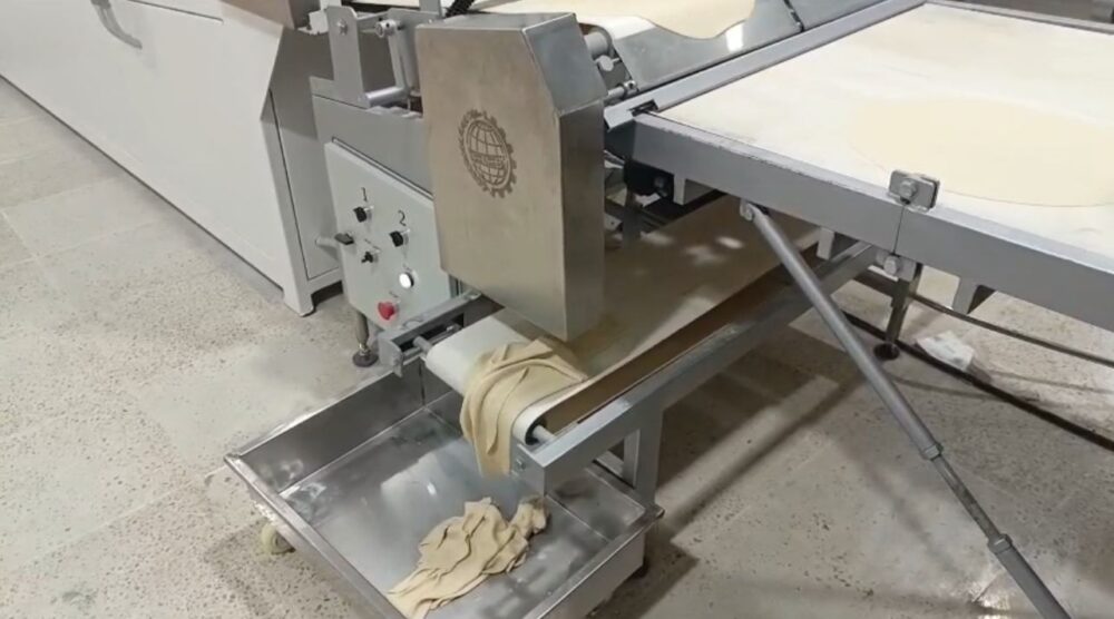 ماكينة ازالة العجين التالف