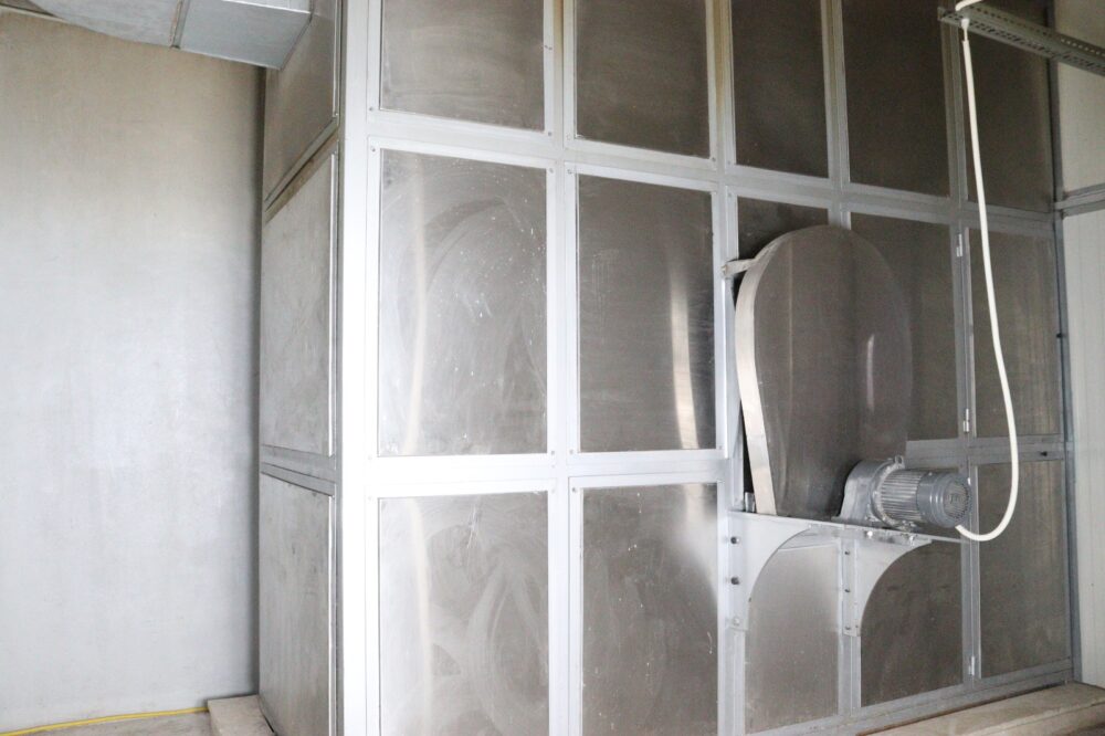 فرن دوار لخبز التنور